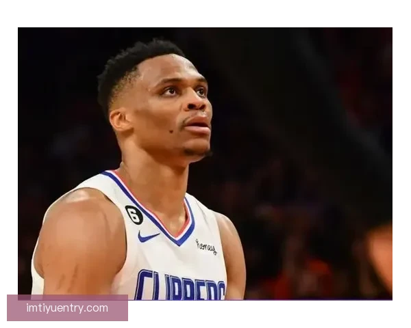 卢指导:专注于比赛执教不纠结小卡与加兰出场时间限制 卢指导:专注于比赛执教不纠结小卡与加兰出场时间限制